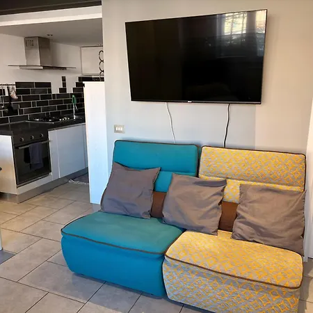 Poetico Monolocale Indipendente Nell'antico Pastificio Lägenhet